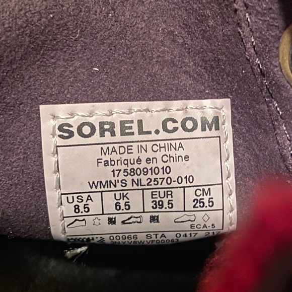 Sorel PDX Wedge Boot
Size 8.5
Red Buffalo Check Plaid - Picture 11 of 13